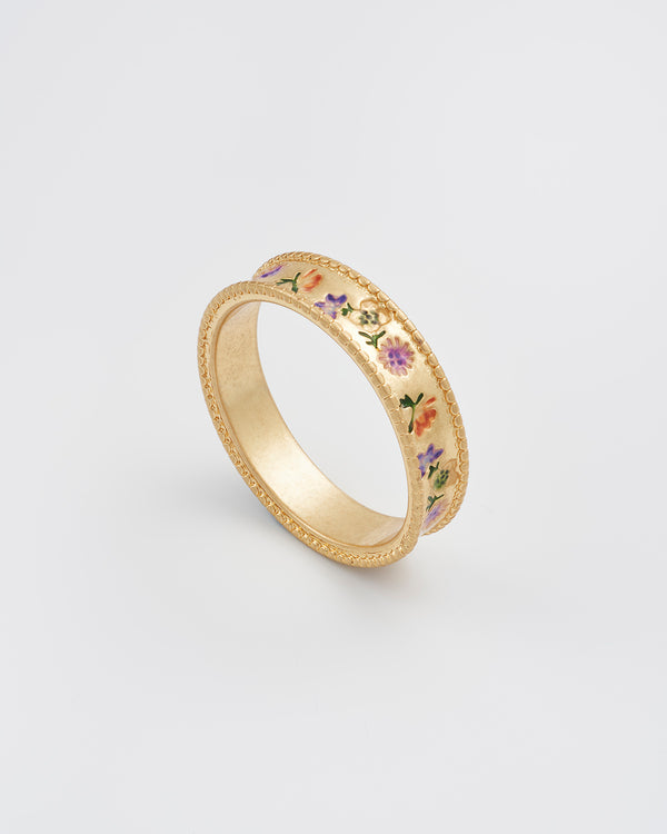 Folksy Floral Gold Ring