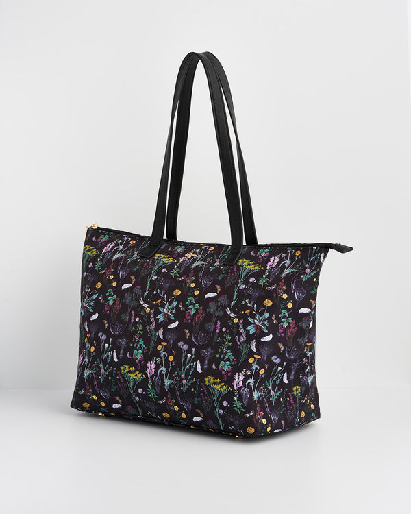 Wilderness Large Black Grab Tote